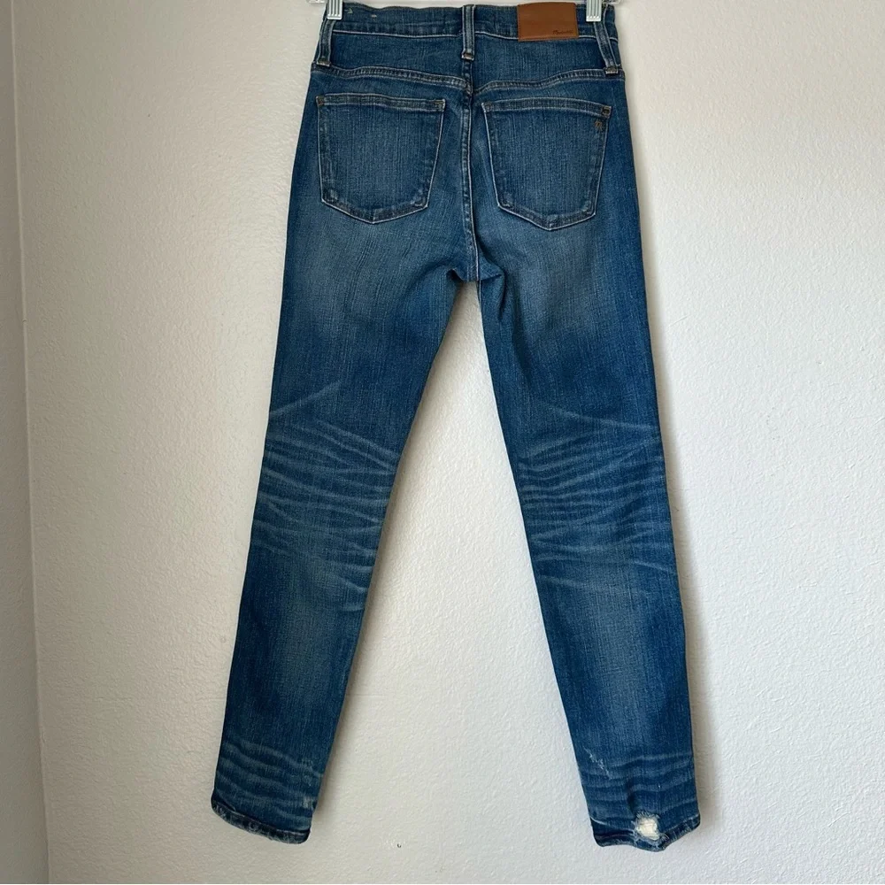 Madewell Slim Straight Jeans: Distressed Button-Front Edition Wellmoor Size‎ 24